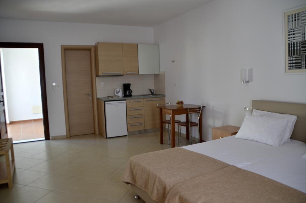 Ferienwohnung Alex Mike Agia Anna  Exterior foto